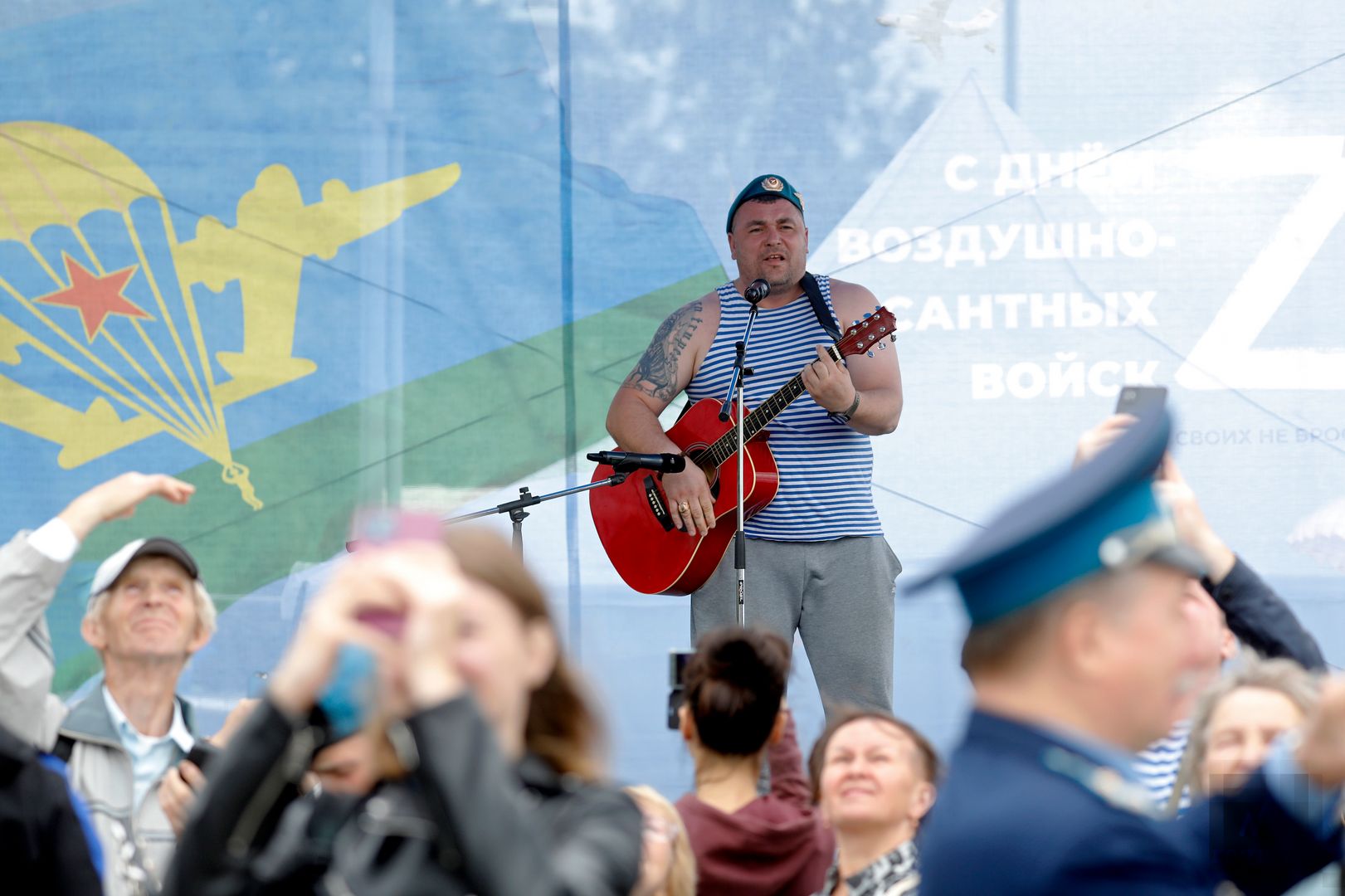 Концерт, посвященный Дню ВДВ в парке 300-летия Санкт-Петербурга