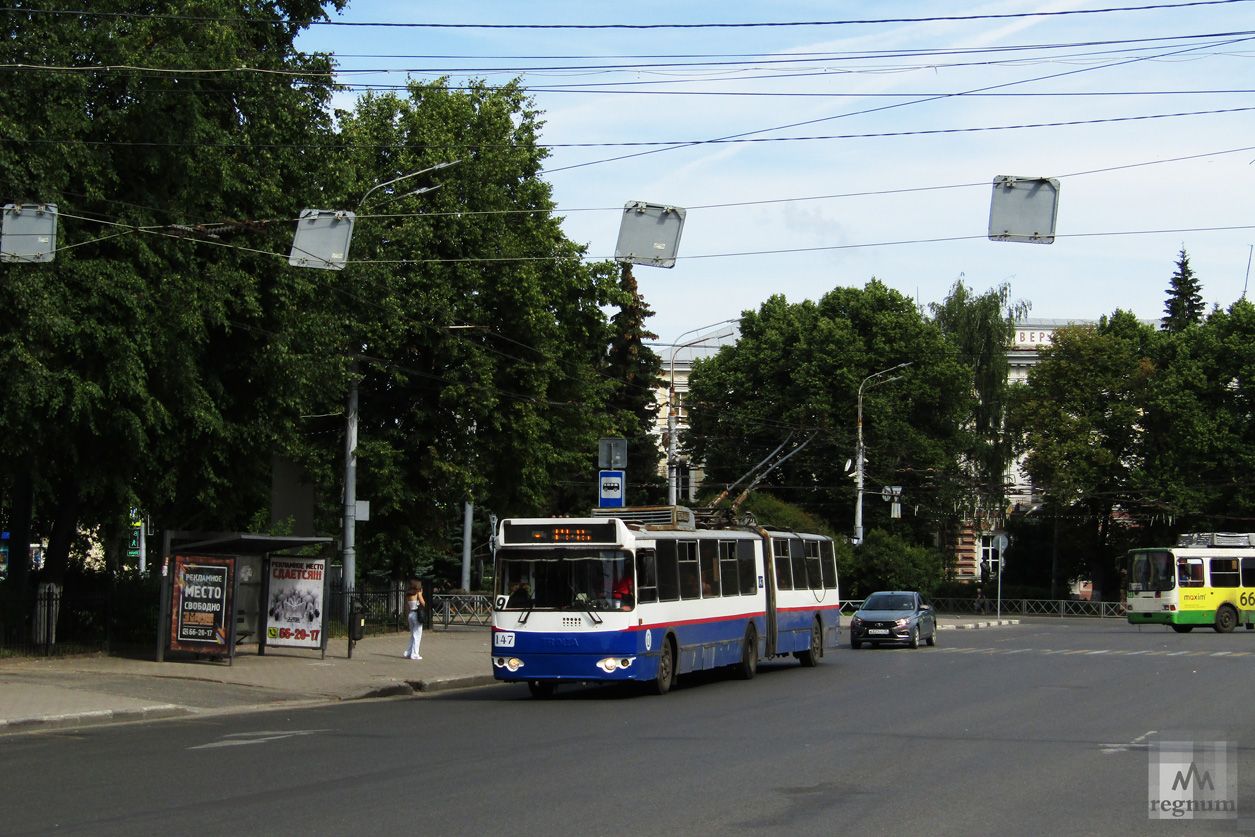 Троллейбусов «с гармошкой» ЗиУ-10