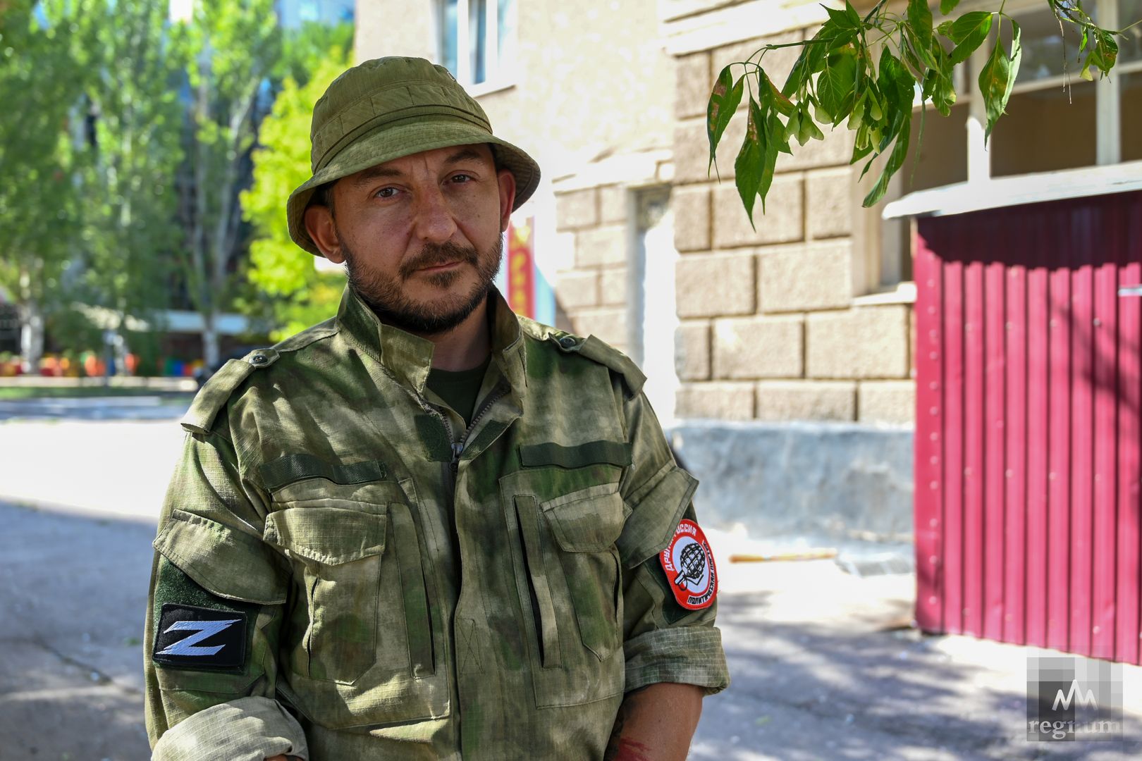 Волонтер из России в Донецке