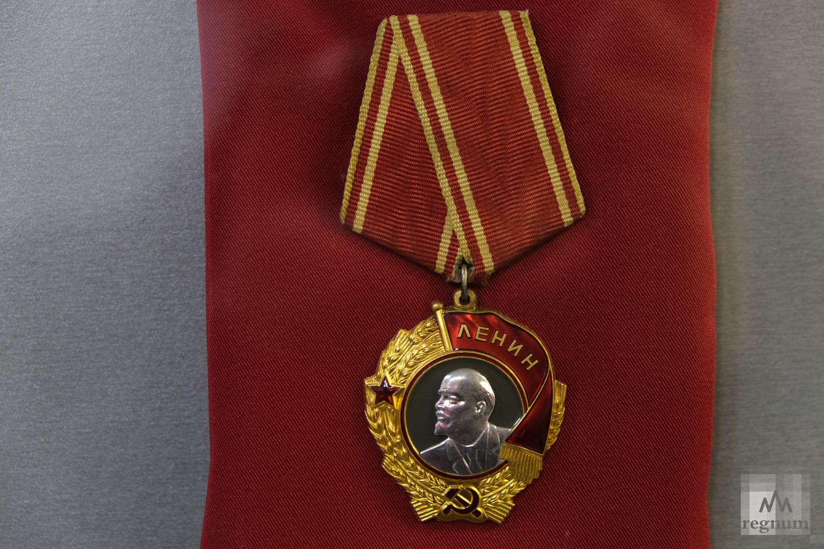 В 1942 году завод №700 награжден орденом Ленина за образцовое выполнение плана выпуска продукции для нужд обороны
