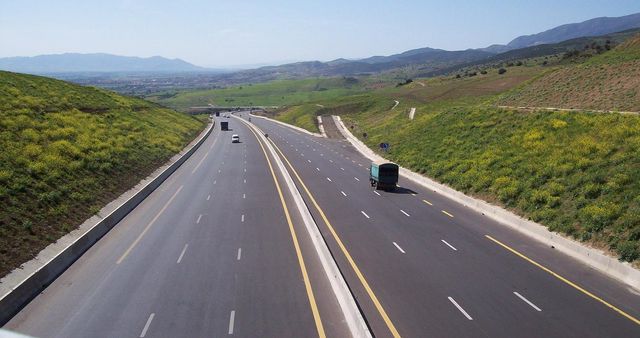 Главная автомагистраль, соединяющая Марокко с границей Туниса