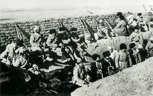 Русские солдаты в окопах. 1904–1905