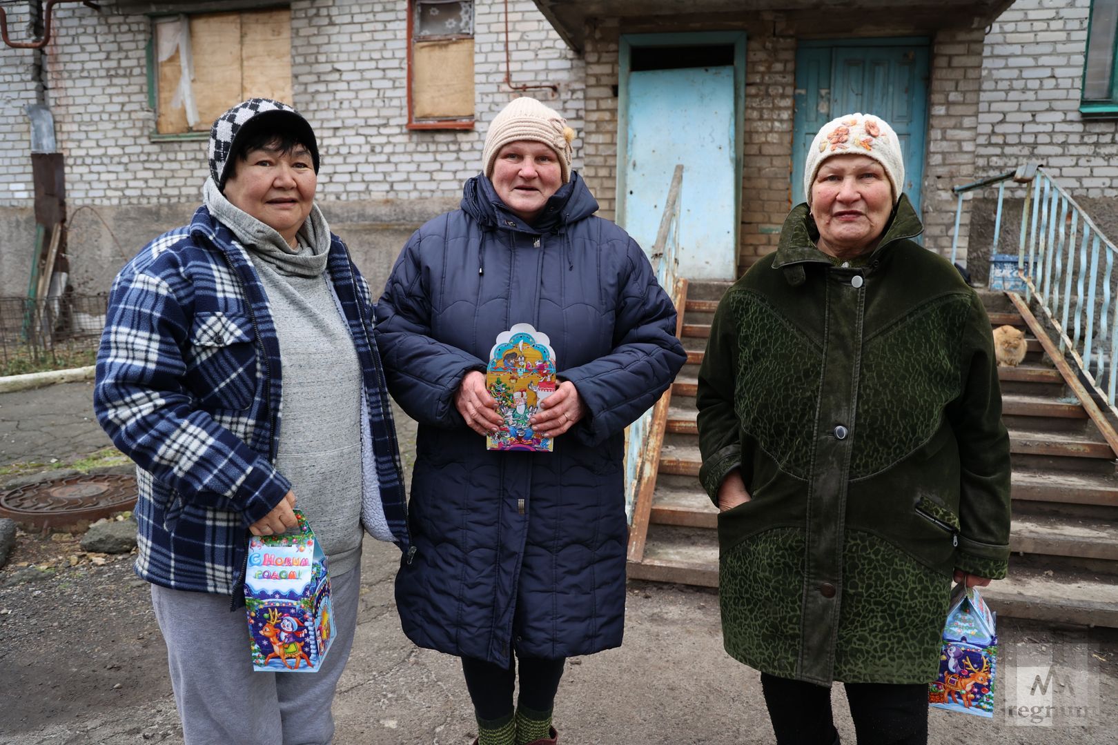 Дружные жительницы поселка Донецк-Северный