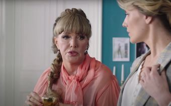 Елена Проклова