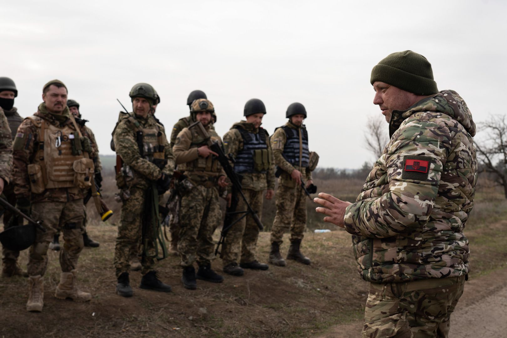 Военные солдаты на Украине