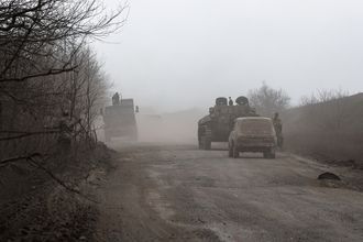 Артемовск. Военная техника в окрестностях города